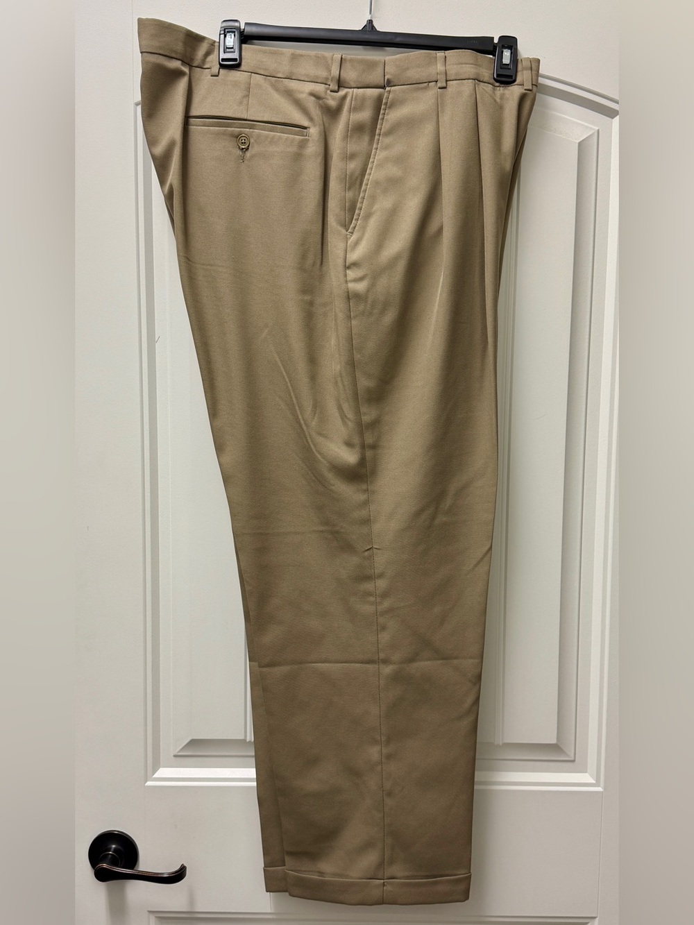 J. Ferrar Men’s Size 48x29 Dress Pants Stretch Waist Tan Khaki Cuffed Pleated
